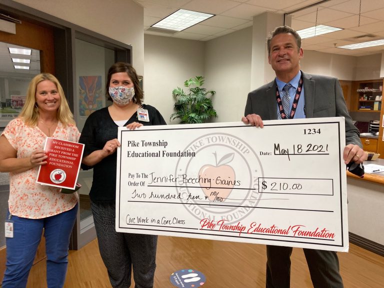 Jennifer Beeching-Gaines receiving a PTEF grant for Core Work in a Core Class